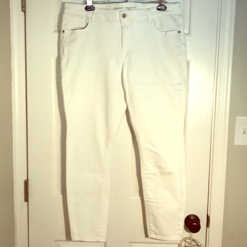 Old Navy Rockstar White Mid-Rise Jeans Size 16 Reg